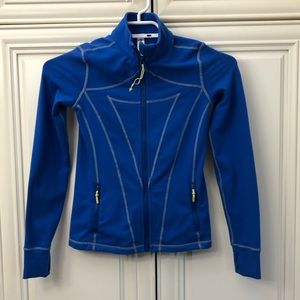*Flaw* Ivivva by Lululemon girl’s jacket 🍋